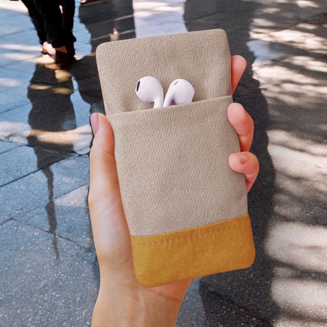 MAX Phone Pouch